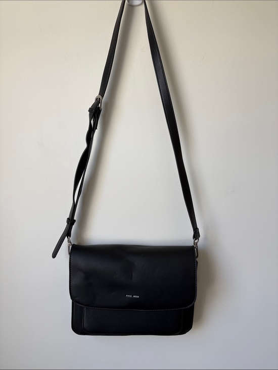 Pixie Mood Handbags - Pixie Mood Black Vegan Leather Crossbody